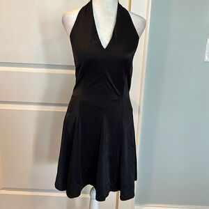 Vintage halter dress from MODA INT’L. Size small.